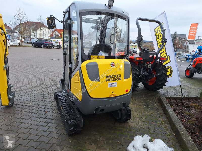 جرافة Wacker Neuson