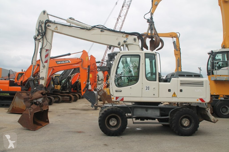 Rýpadlo Liebherr A904 C .
