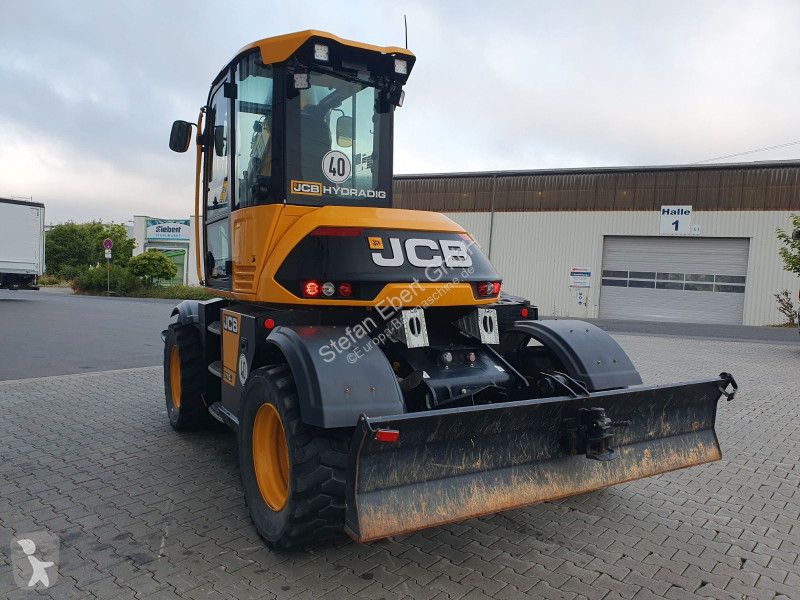 جرافة JCB 110W / Pratzen / nur 572h! / 2023