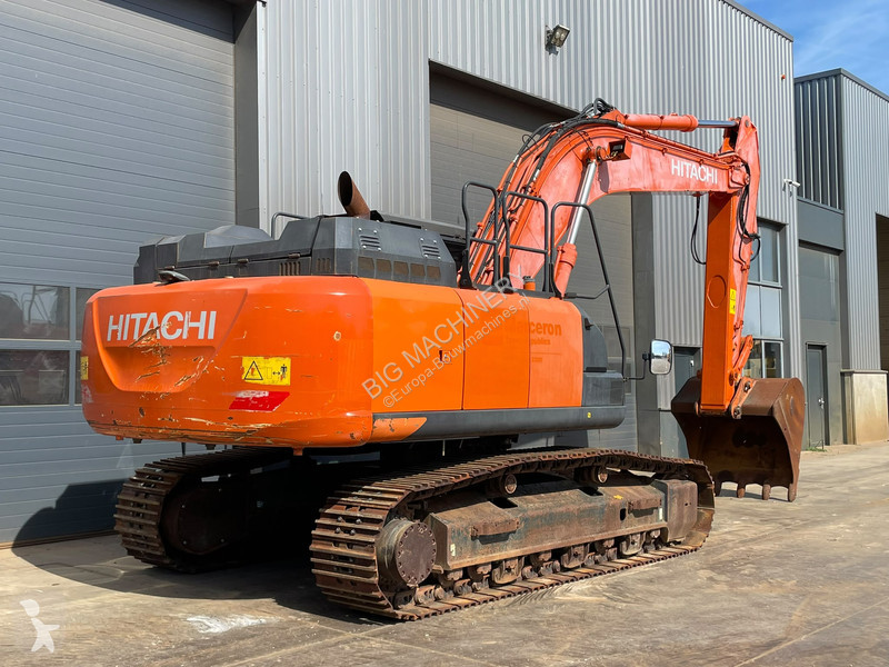Rýpadlo Hitachi