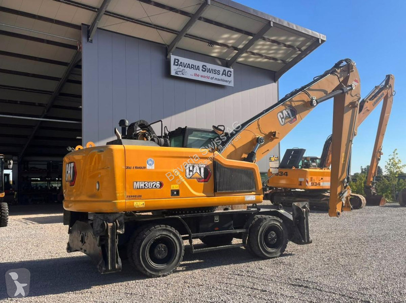 Lopatový nakládač Caterpillar MH6
