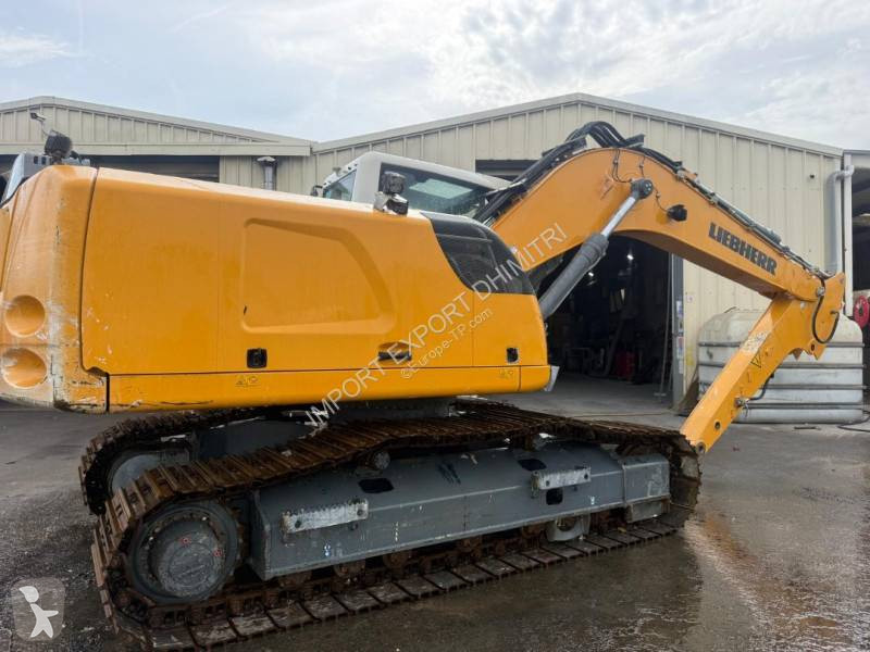 جرافة Liebherr