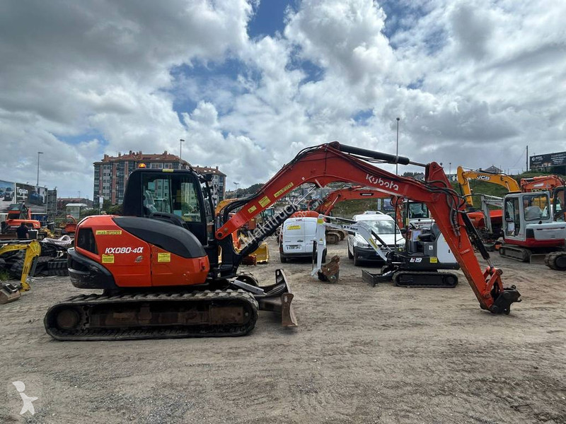 جرافة Kubota kx80-4a