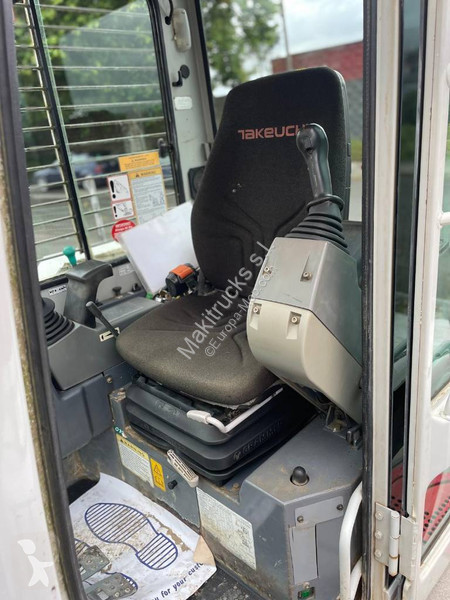 Lopatový nakládač Takeuchi TB180