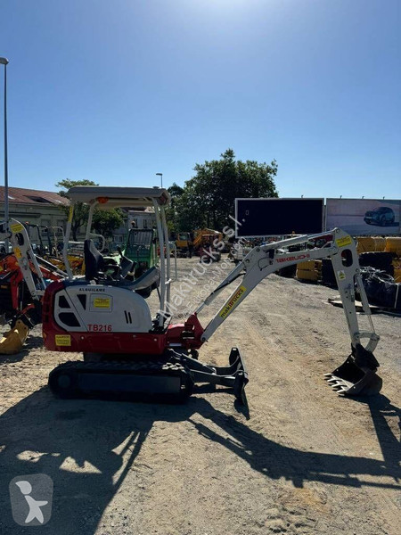 Rýpadlo Takeuchi TB216