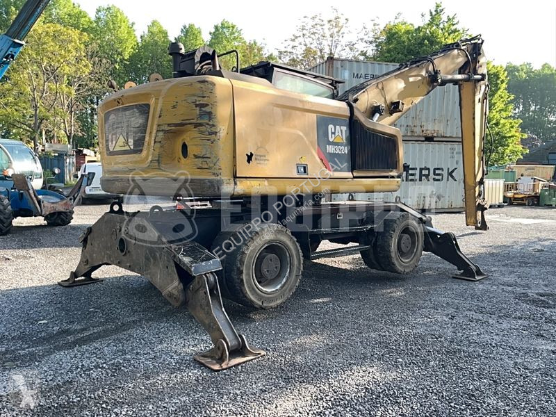 Escavadora Caterpillar MH3024