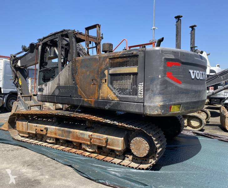 Rýpadlo Volvo EC 220 EL /Certificat CE endommagée