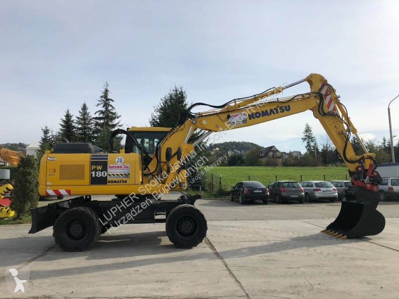 Lopatový nakládač Komatsu PW180-7E0