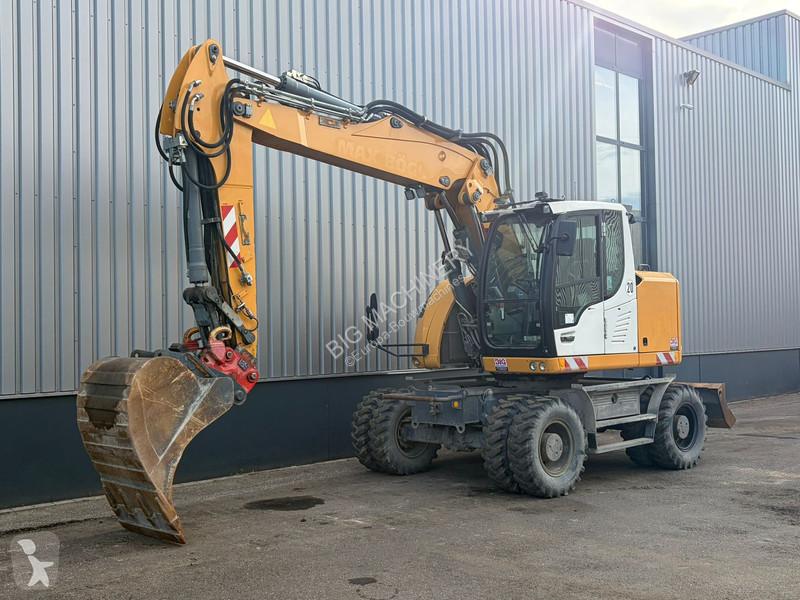 جرافة Liebherr A918