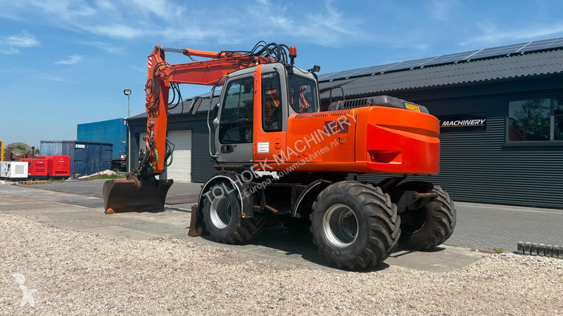 Rýpadlo Hitachi
