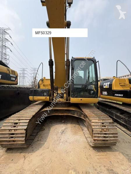 Escavatore Caterpillar 2