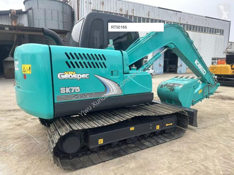 Rýpadlo Kobelco SK75