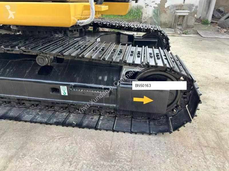 جرافة Caterpillar 2