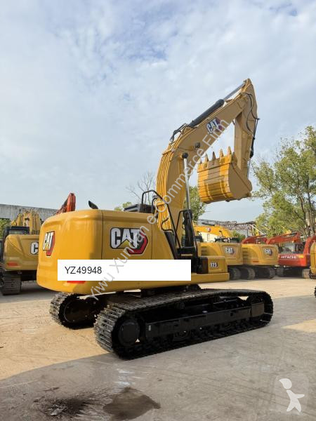 Rýpadlo Caterpillar 323