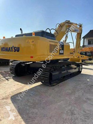 جرافة Komatsu 0-8