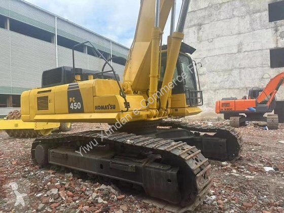 جرافة Komatsu 8