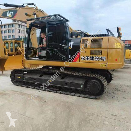 جرافة Caterpillar 2 L