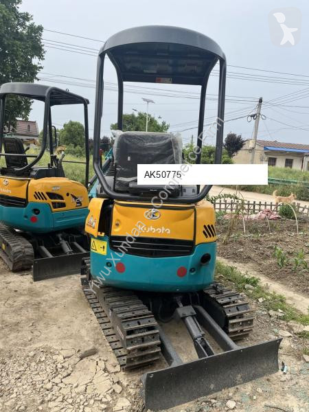 جرافة Kubota U20