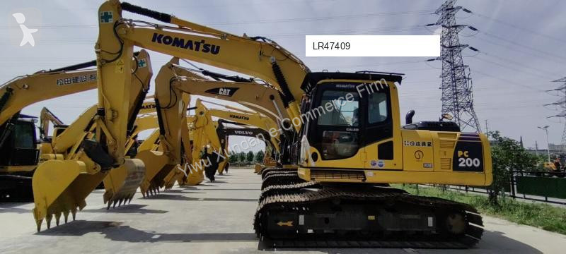 جرافة Komatsu 0-8