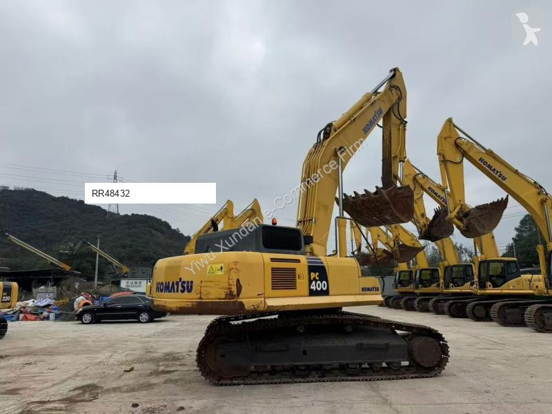 جرافة Komatsu 0-8R