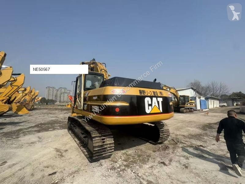 جرافة Caterpillar 325BL
