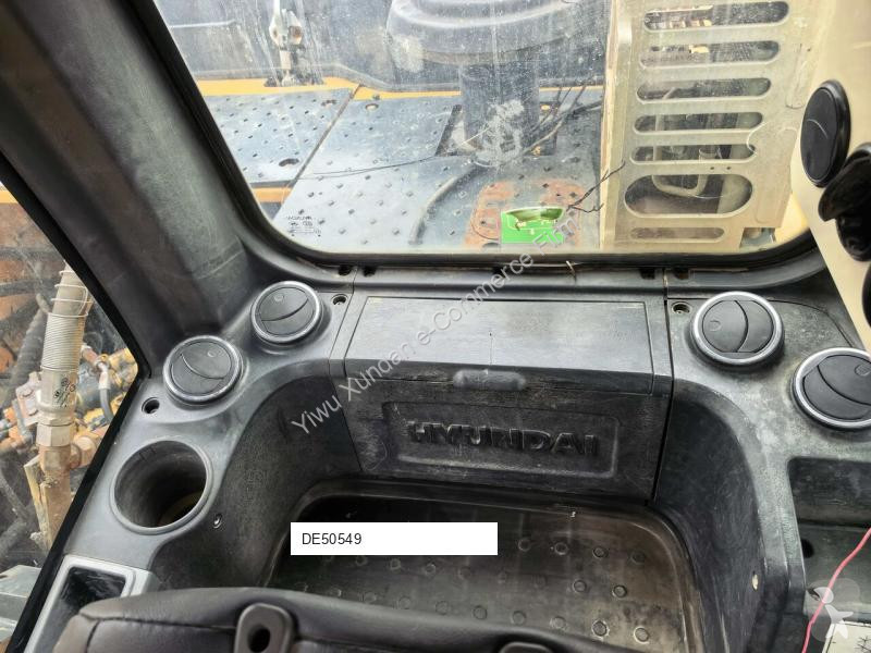 جرافة Hyundai R335LC-9T