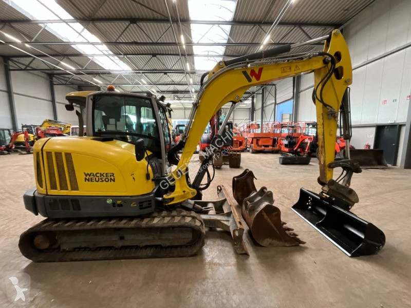 جرافة Wacker Neuson
