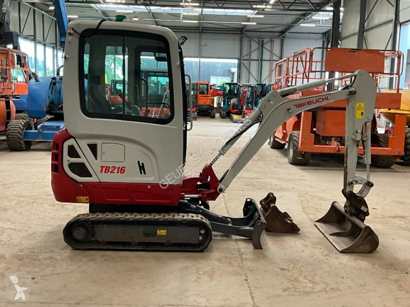 Rýpadlo Takeuchi TB 216