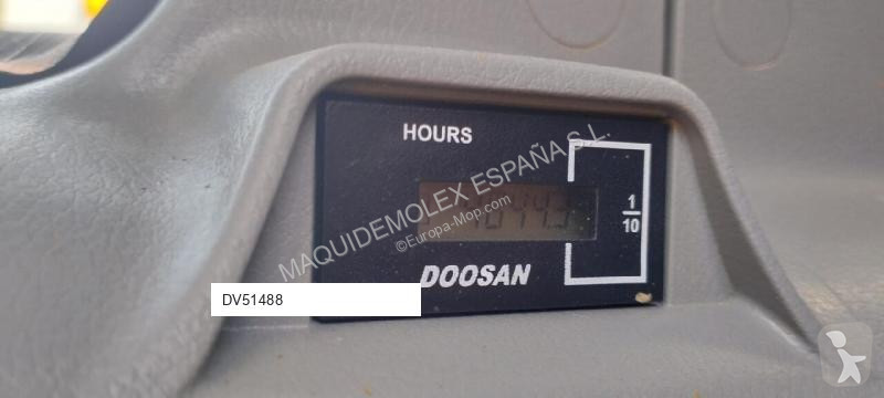 جرافة Doosan 5