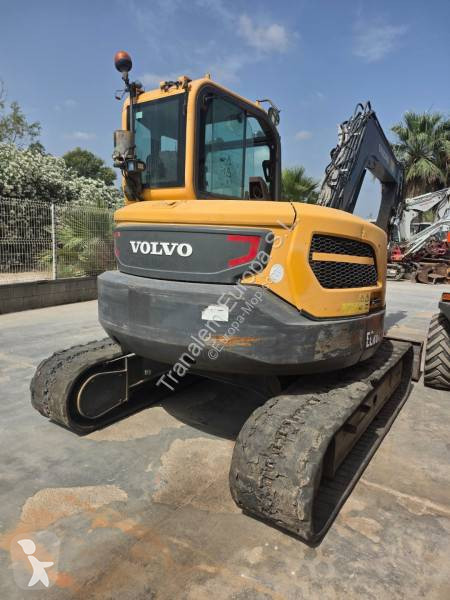 جرافة Volvo