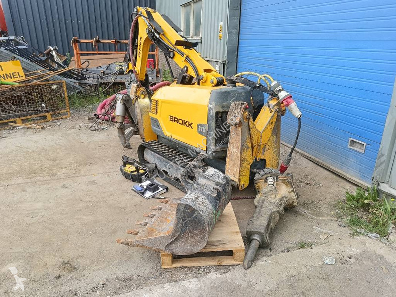Skovl Brokk 170 demolition robot remote radio...
