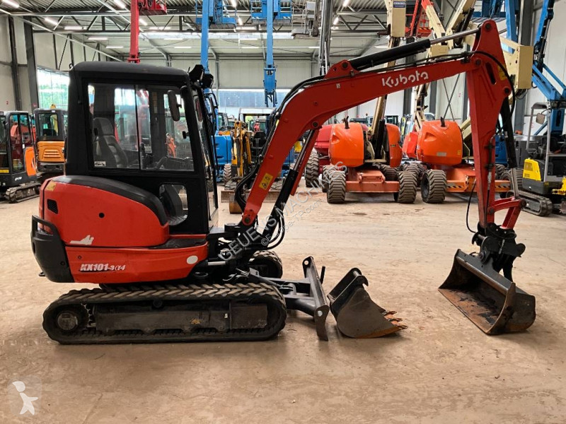 Pelle Kubota 1013 A 4