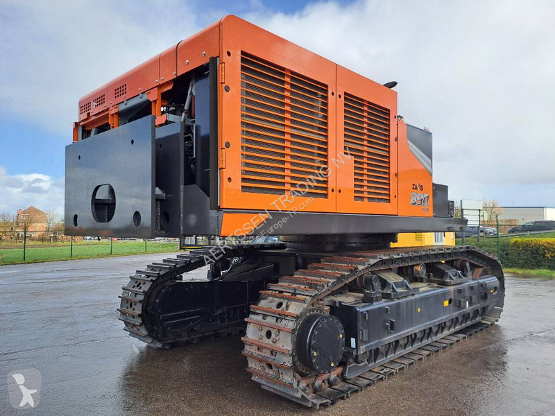 جرافة Hitachi ZX890LCR-7