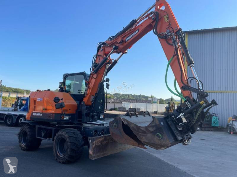 جرافة Doosan DX 100 W 7