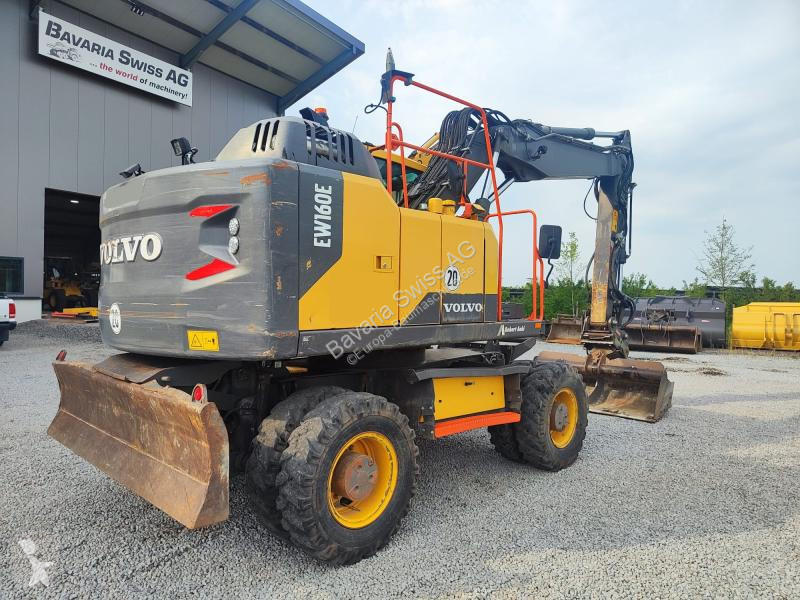 جرافة Volvo E