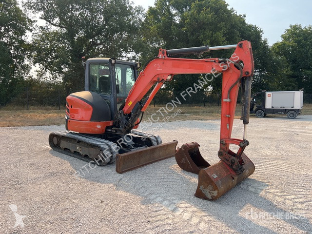 Lopatový nakládač Kubota  U48-4