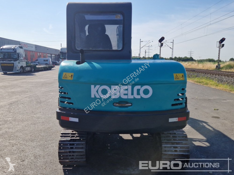 جرافة Kobelco C