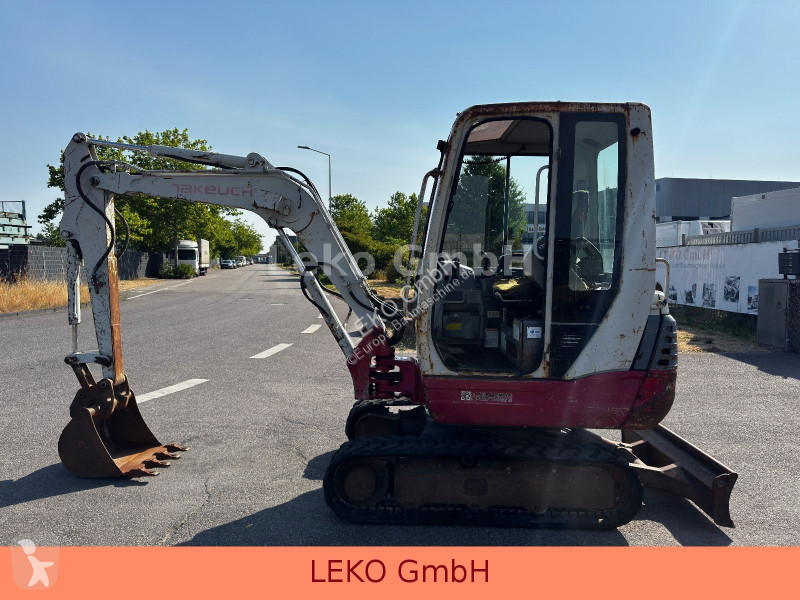 Lopatový nakládač Takeuchi Mit Zwei Löffeln
