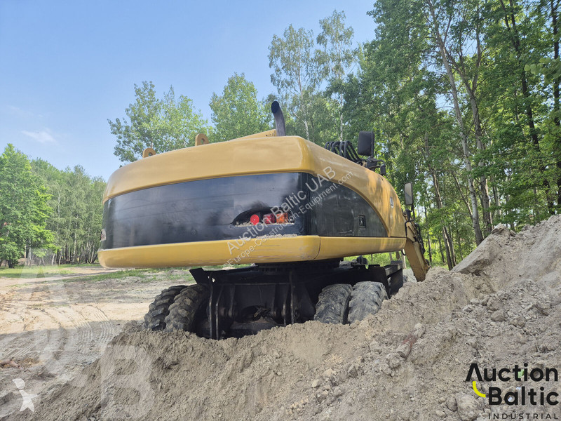 Excavator Caterpillar