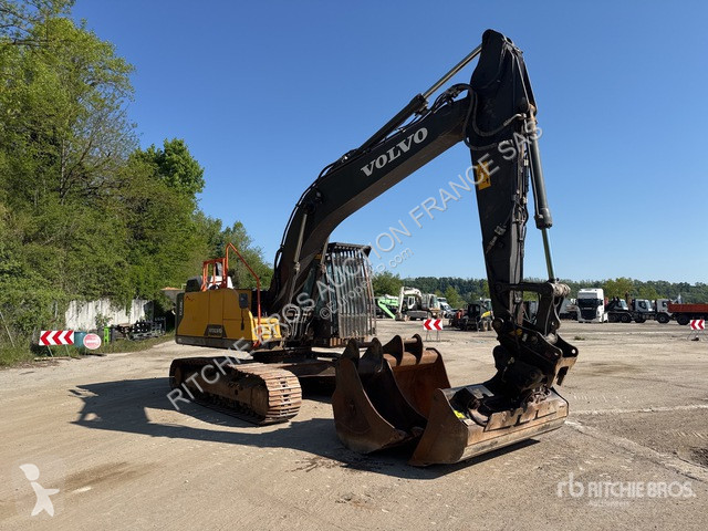Excavator Volvo  EC220EL