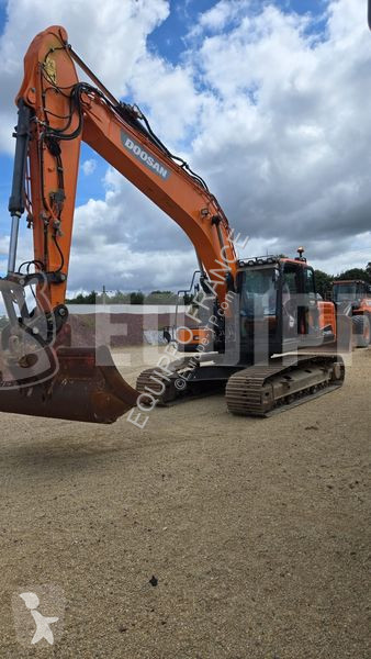 جرافة Doosan 5