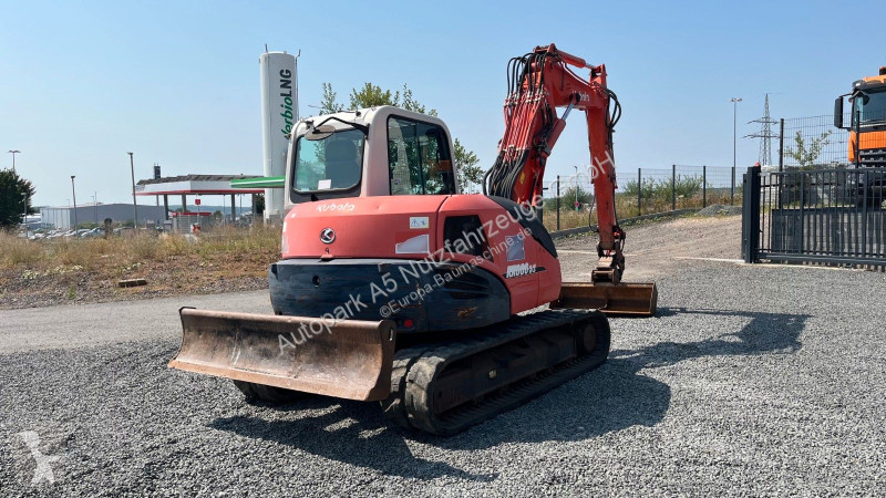 Lopatový nakládač Kubota KX080 Verstellausleger...
