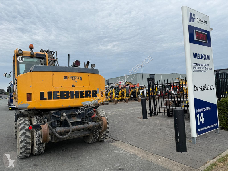 جرافة Liebherr ZW