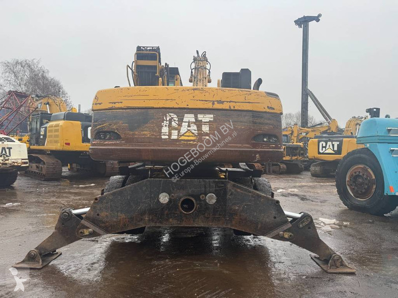 Rýpadlo Caterpillar M 322 C MH
