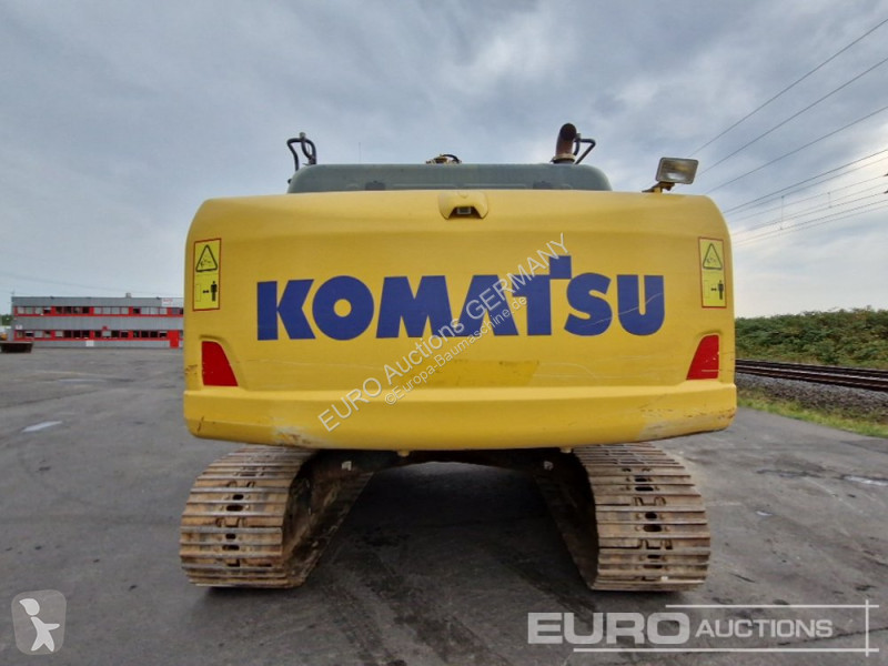 جرافة Komatsu 10