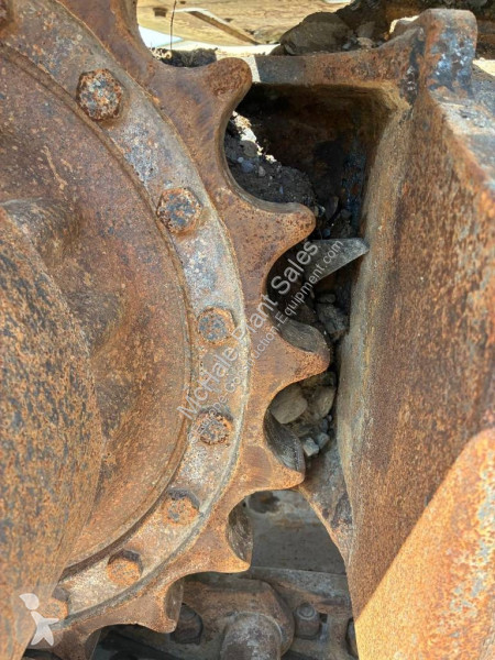 جرافة Komatsu LC8