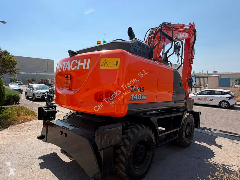 Rýpadlo Hitachi 140 W-6