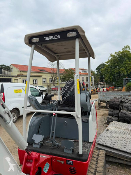 جرافة Takeuchi TB 216