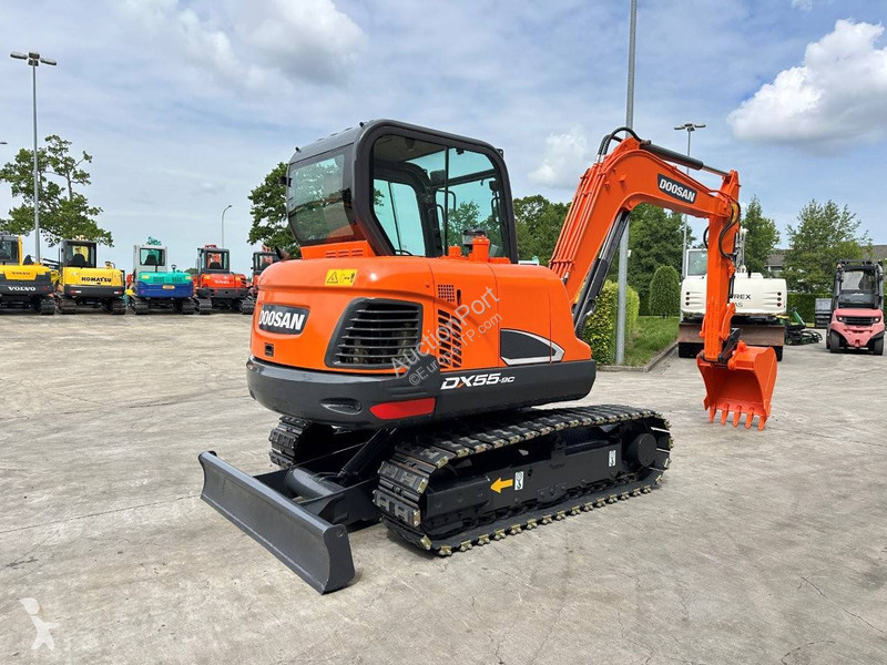 Rýpadlo Doosan 9C