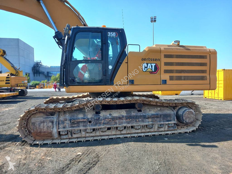 جرافة Caterpillar 350 (EXW - Abu Dhabi)